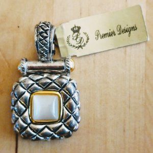 Premier Designs Alabaster 2 Tone Slide Pendant